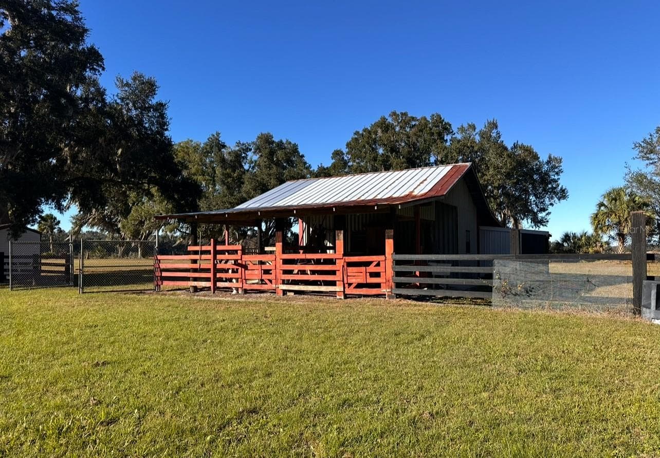 Single Family Residence at 5912 BAILEY RD, PLANT CITY, photo 23 of 30