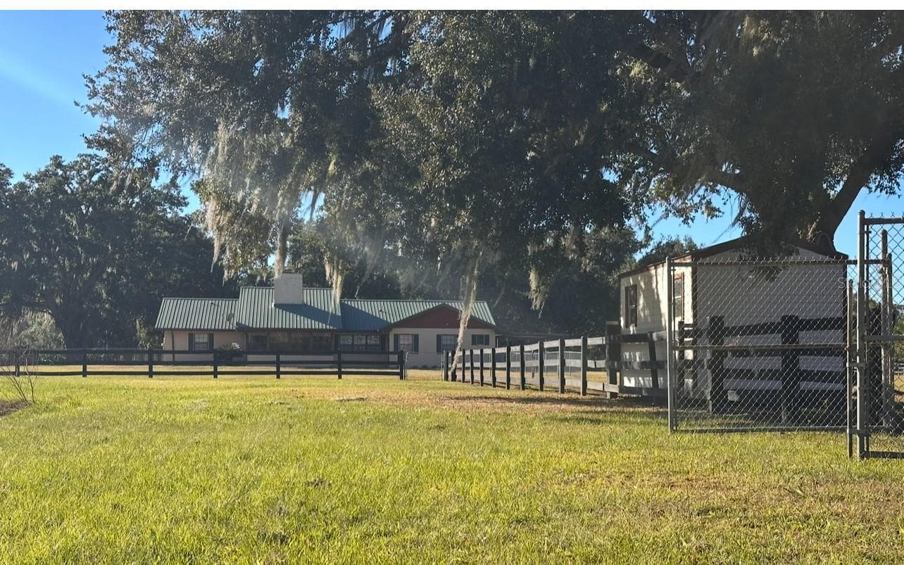 Single Family Residence at 5912 BAILEY RD, PLANT CITY, photo 25 of 30
