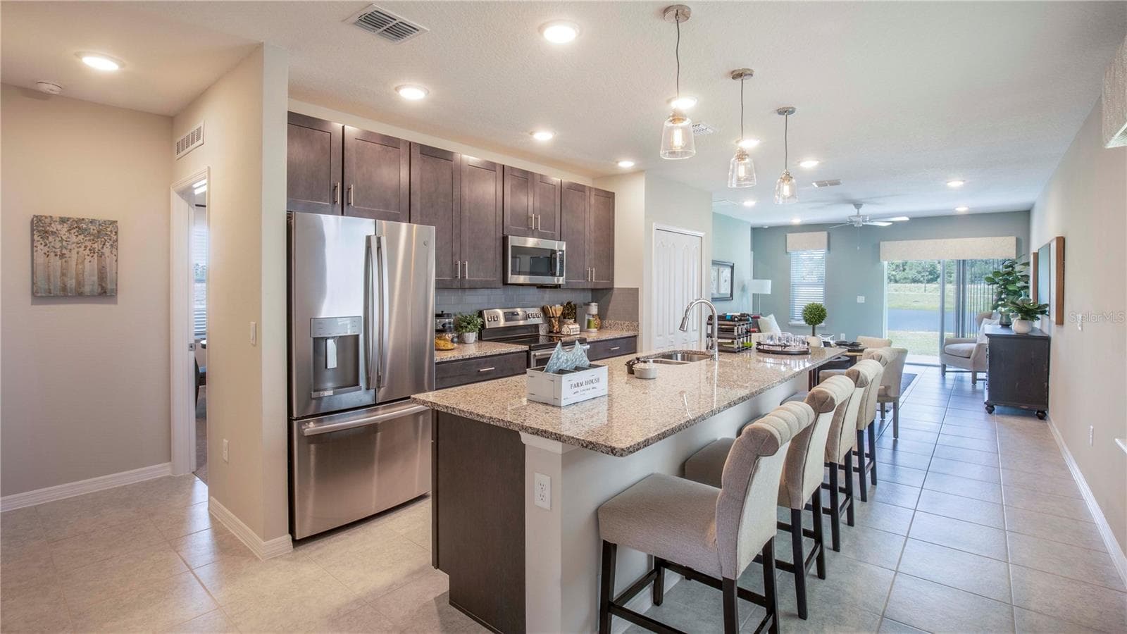 Model home - actual features may vary. - 3844 BLUETHREAD WAY, POINCIANA