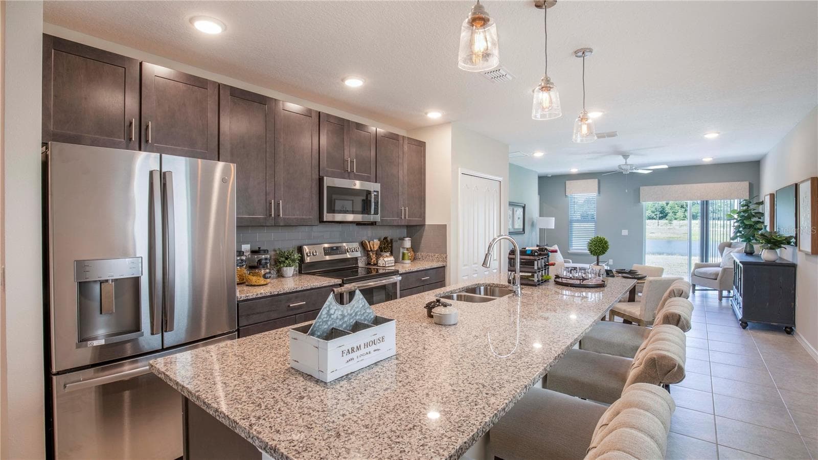 Model home - actual features may vary. - 3844 BLUETHREAD WAY, POINCIANA