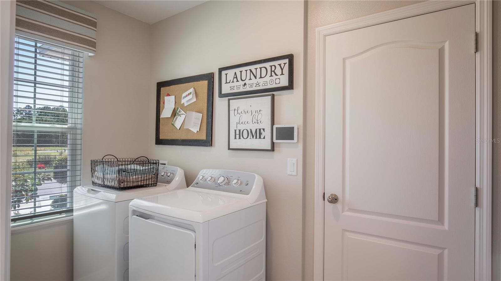 Model home - actual features may vary. - 3844 BLUETHREAD WAY, POINCIANA