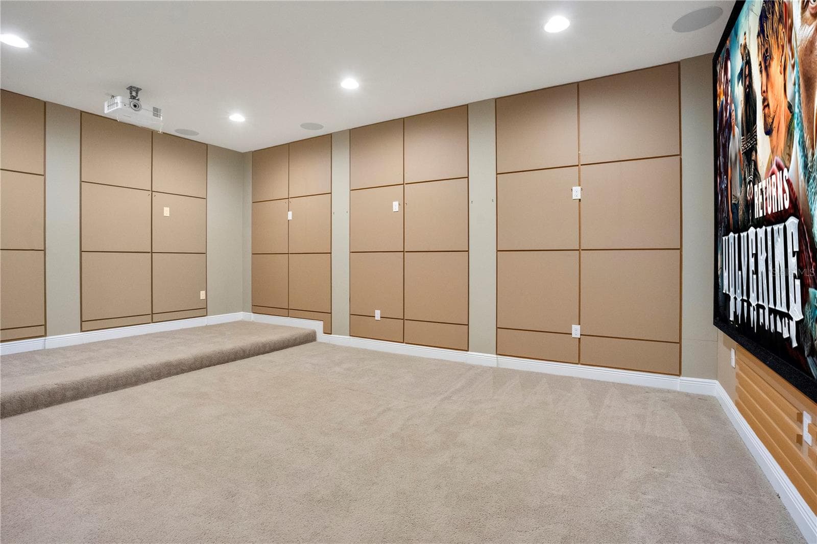 Theatre room / upsairs with screen and projector - 2356 KELBROOK CT, OVIEDO