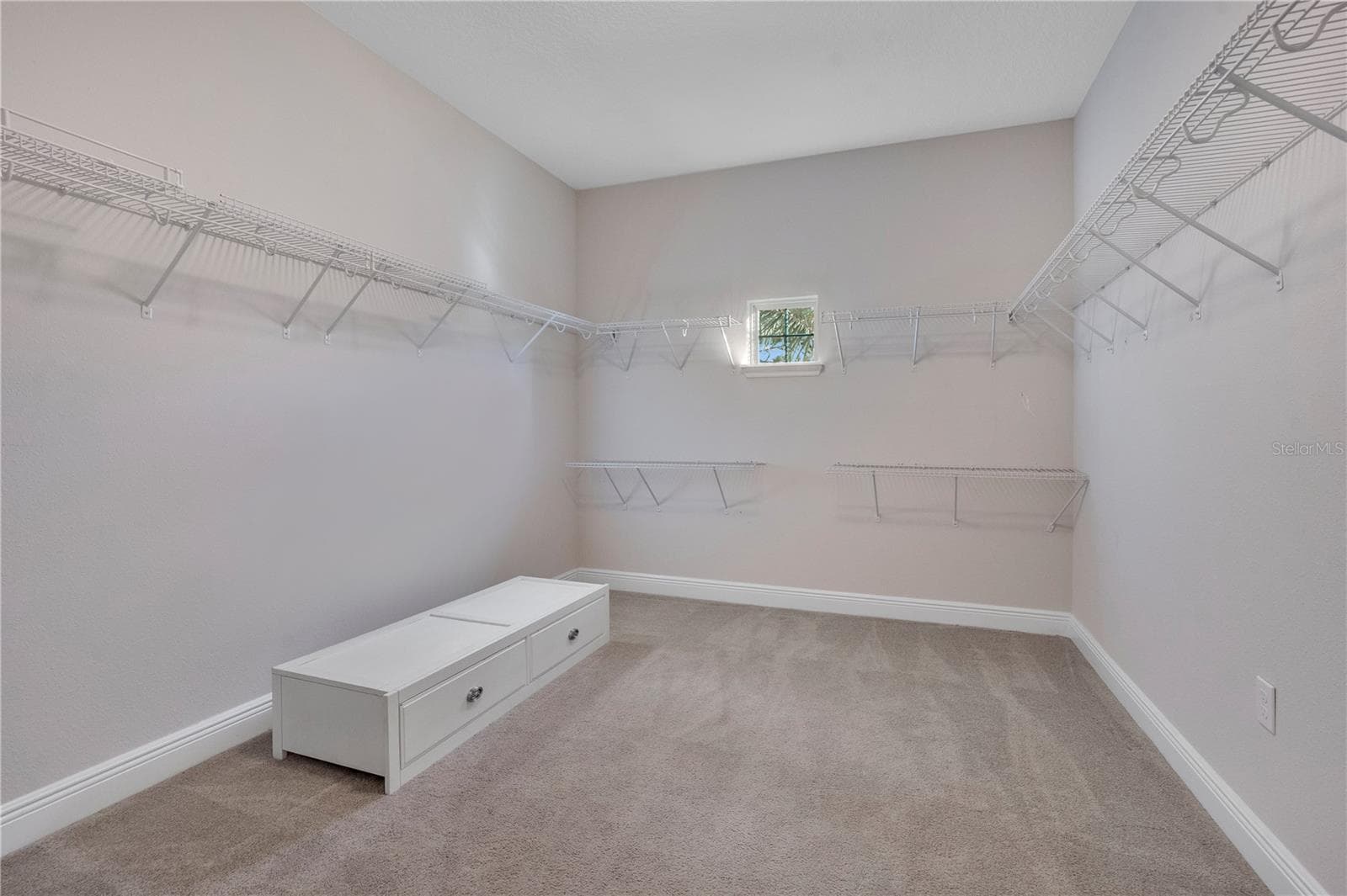 Primary upstairs walk in closet - 2356 KELBROOK CT, OVIEDO