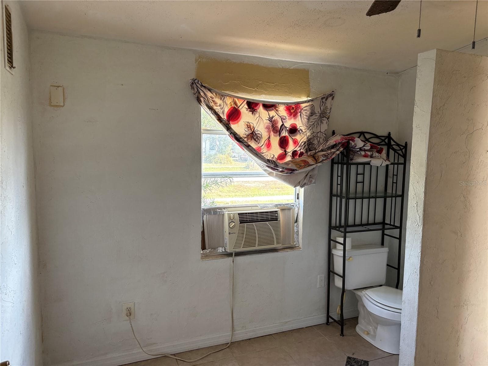 Single Family Residence at 6129 FREEMONT ST, NORTH PORT, photo 14 of 31