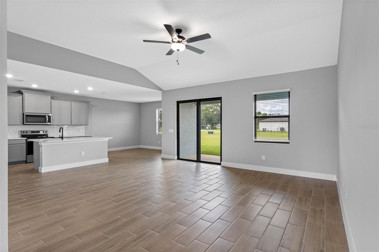 Single Family Residence at 13521 WALDEN SHEFFIELD RD, DOVER, photo 2 of 7