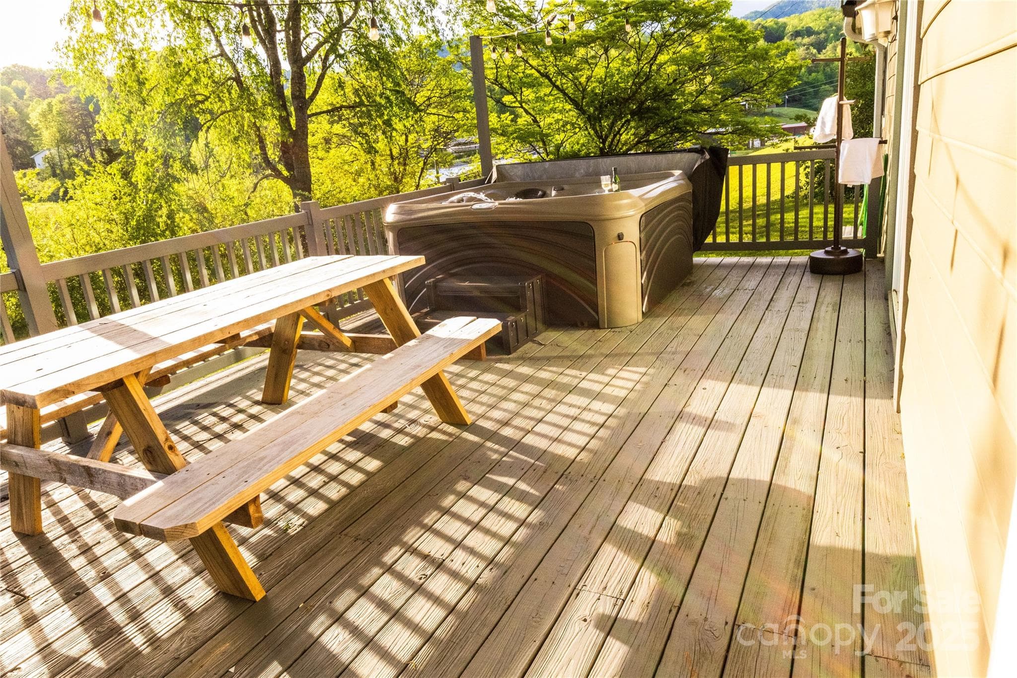 Check out all the room on the deck! and the Hot Tub is included! - 540 Toot Hollow Road, Bryson City