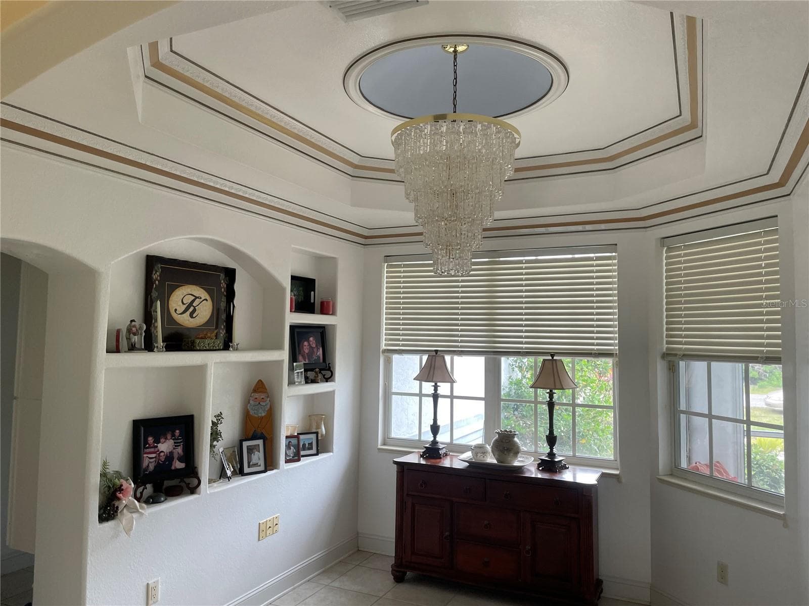 DINING TRAY CEILING & CHANDELIER - 18029 OHARA DR, PORT CHARLOTTE