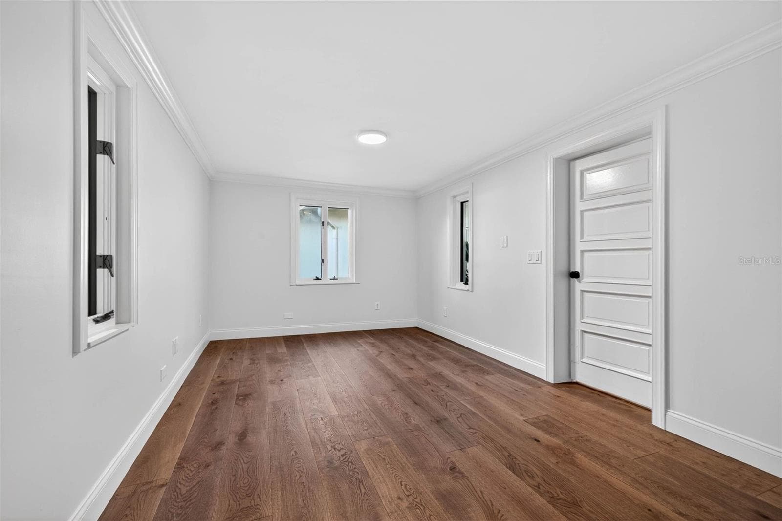 Guest Room - 1222 BRIGHTWATERS BLVD NE, ST PETERSBURG