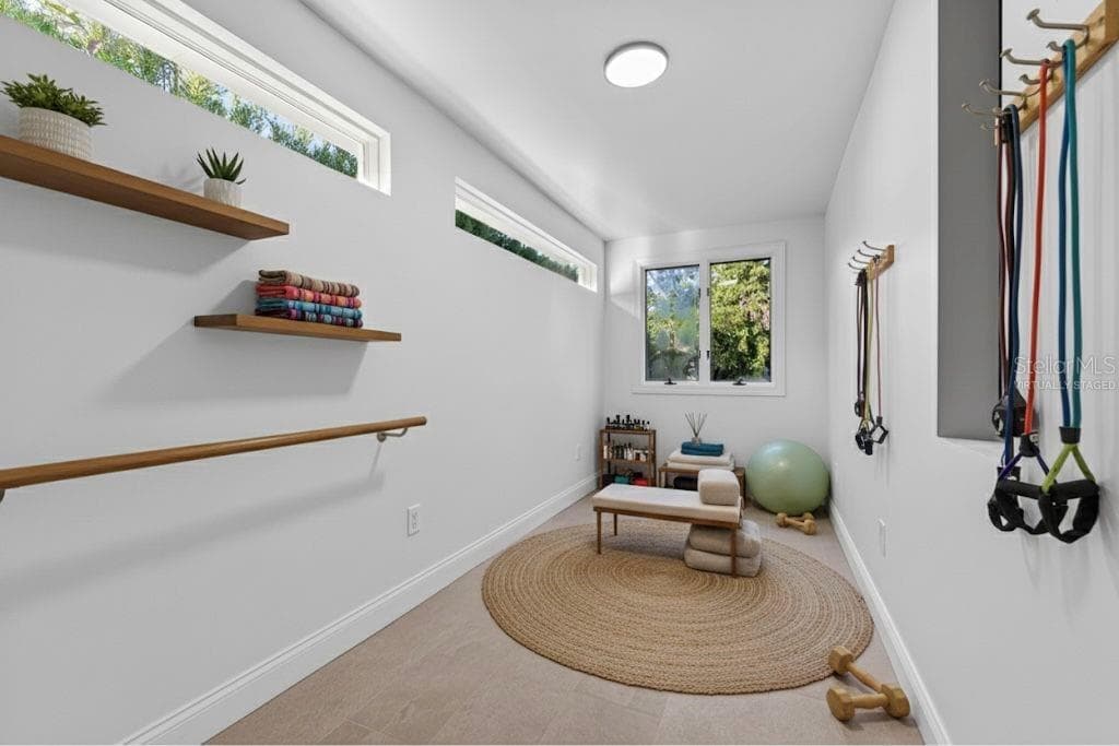 Flex space (virtually staged) - 1222 BRIGHTWATERS BLVD NE, ST PETERSBURG
