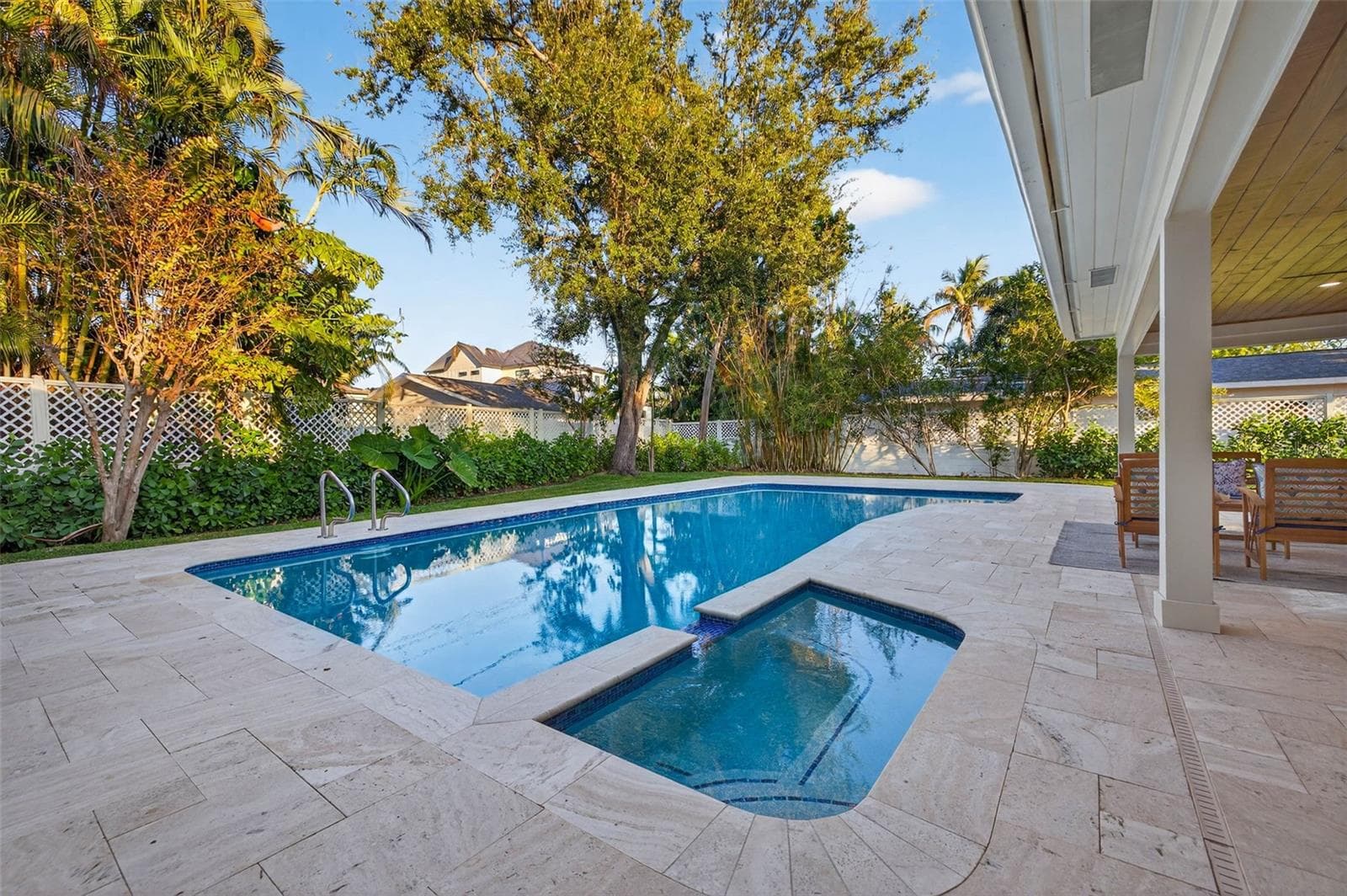 Single Family Residence at 1222 BRIGHTWATERS BLVD NE, ST PETERSBURG, photo 60 of 72