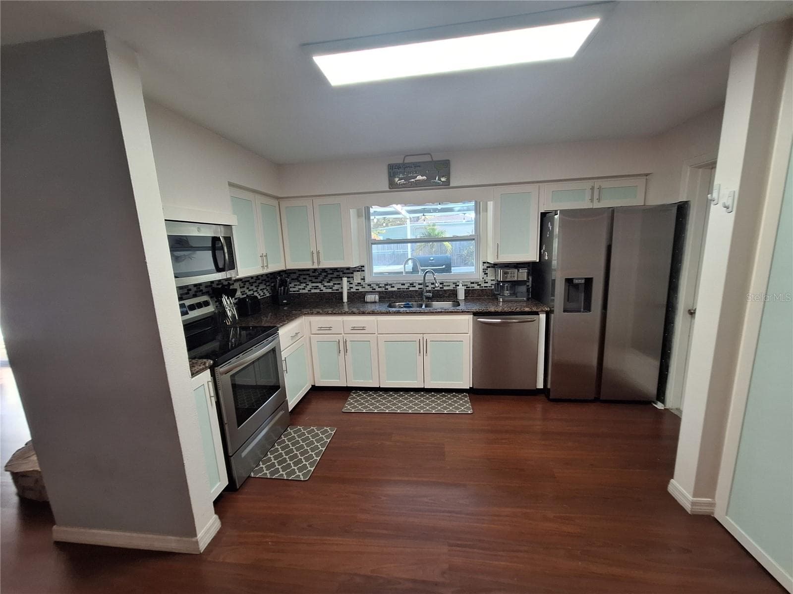 Single Family Residence at 505 N HIGHLAND AVE, CLEARWATER, photo 9 of 45