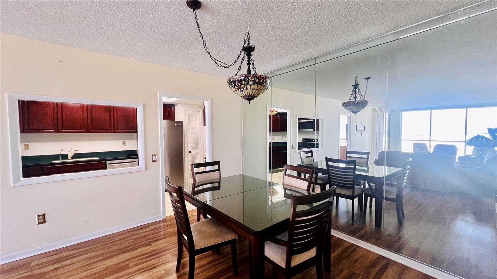 Dining Area with mirrored wall - 100 PIERCE ST #1001, CLEARWATER