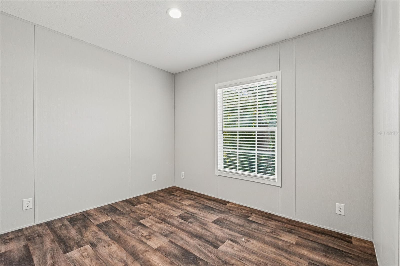 Manufactured Home at 8432 SWEDEN BLVD, PUNTA GORDA, photo 14 of 23