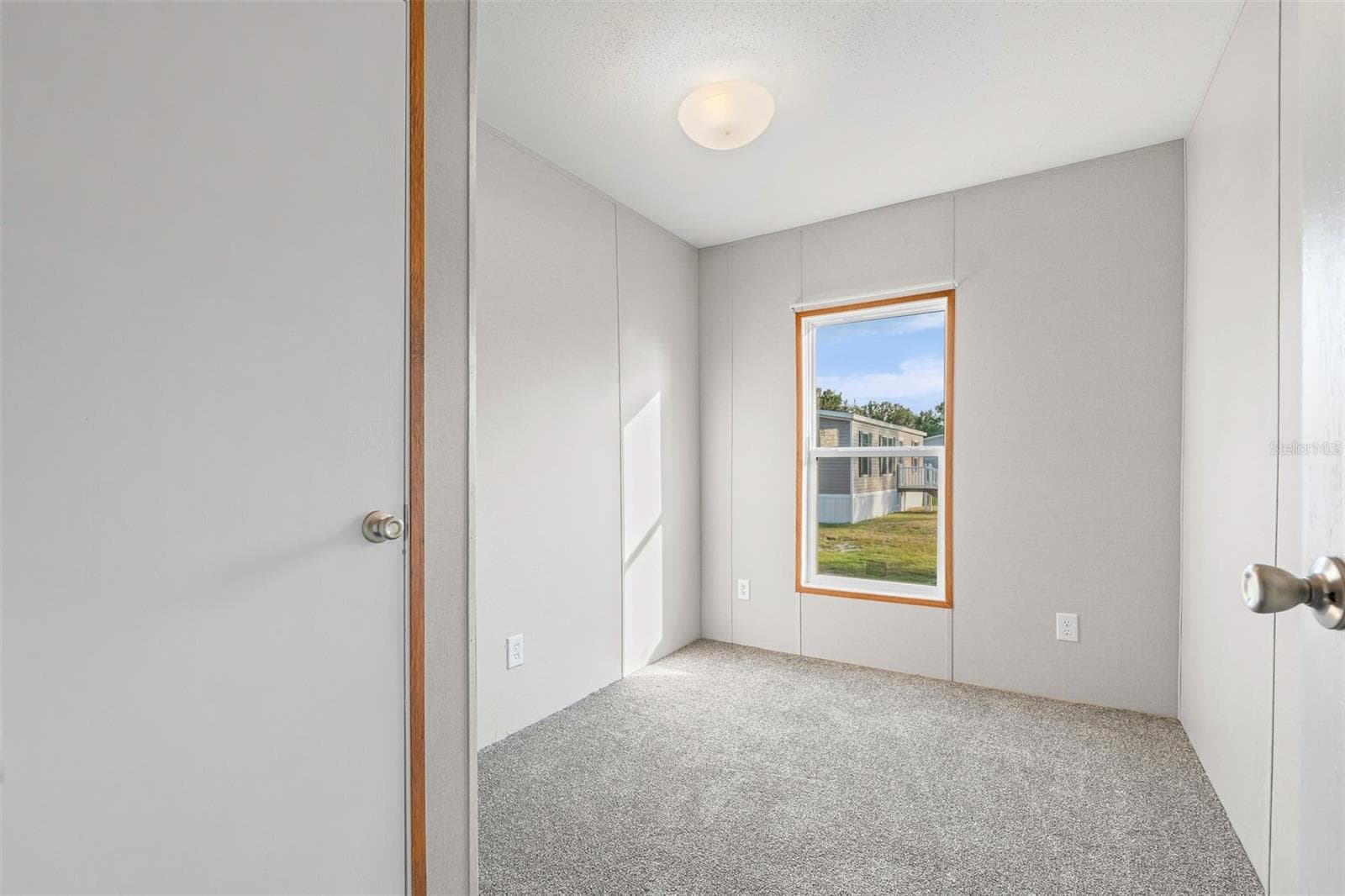 Manufactured Home at 8414 SWEDEN BLVD, PUNTA GORDA, photo 19 of 24