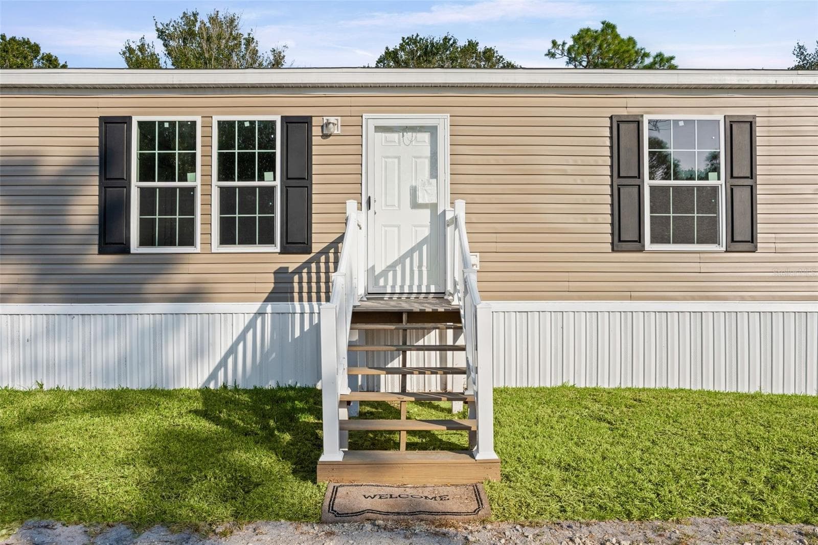 Manufactured Home at 8426 SWEDEN BLVD, PUNTA GORDA, photo 3 of 23