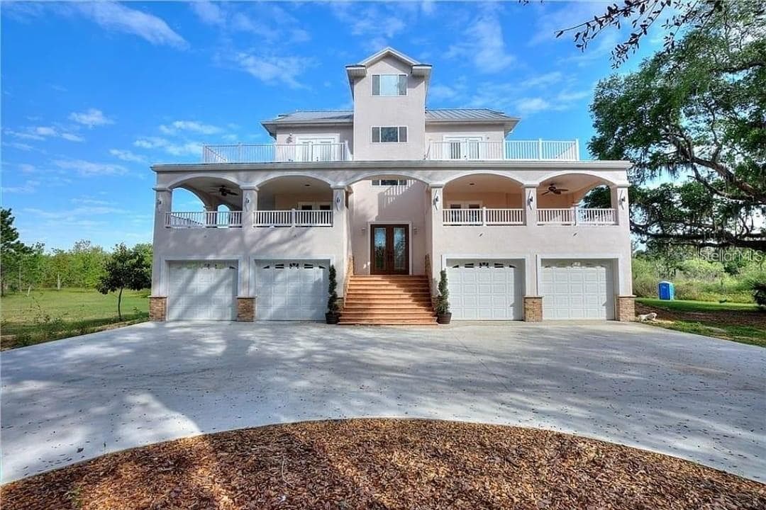 2455 CANAL RD