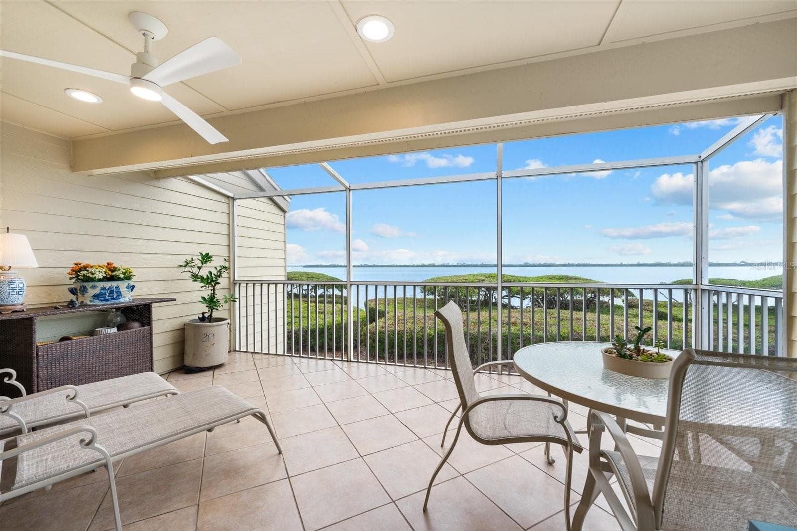 Condominium at 71 TIDY ISLAND BLVD, BRADENTON, photo 21 of 43