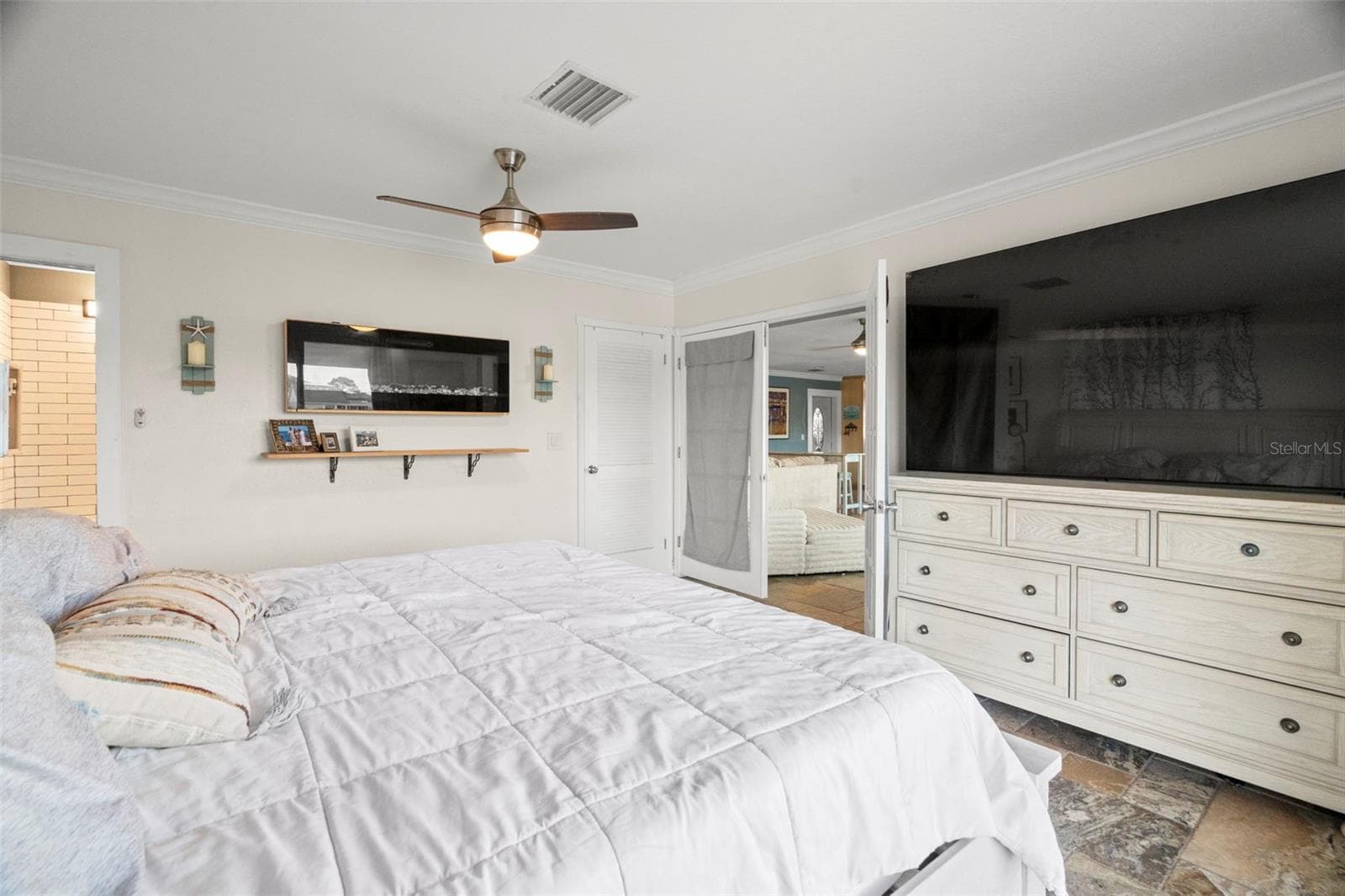 Single Family Residence at 2288 EDYTHE DR, DUNEDIN, photo 16 of 60