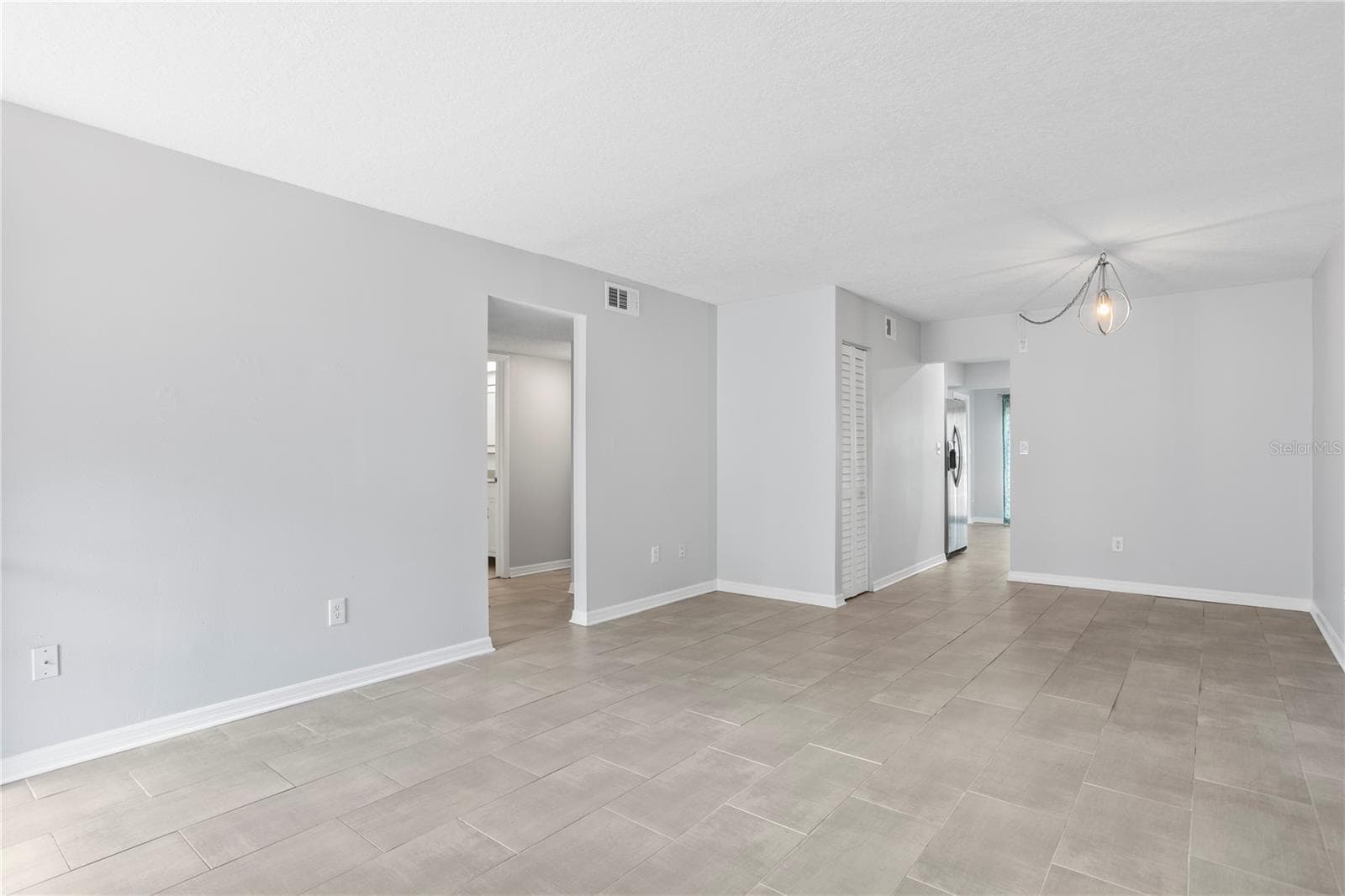 Condominium at 4920 LOCUST ST NE #115, ST PETERSBURG, photo 4 of 28