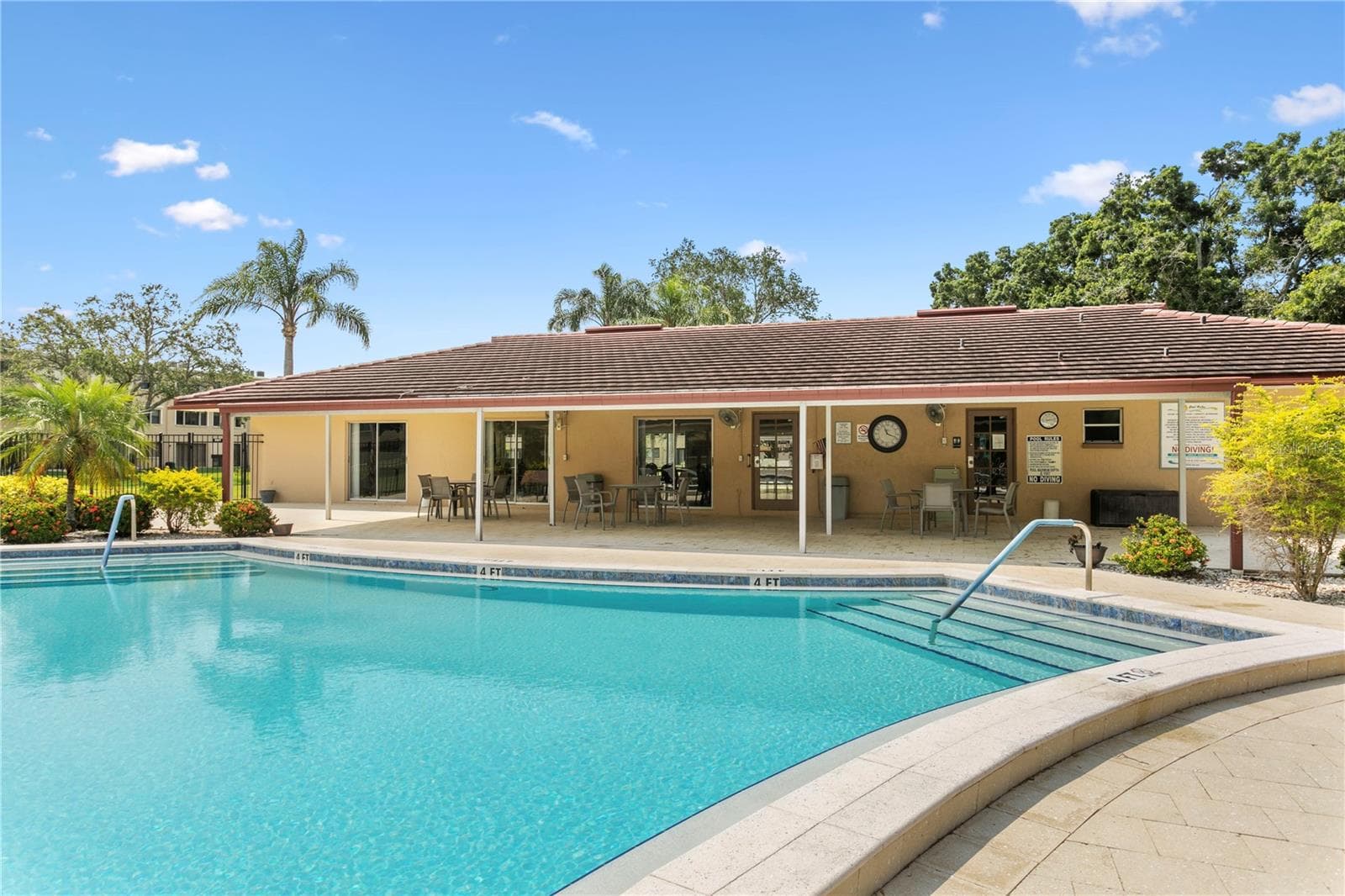 Condominium at 4920 LOCUST ST NE #115, ST PETERSBURG, photo 27 of 28