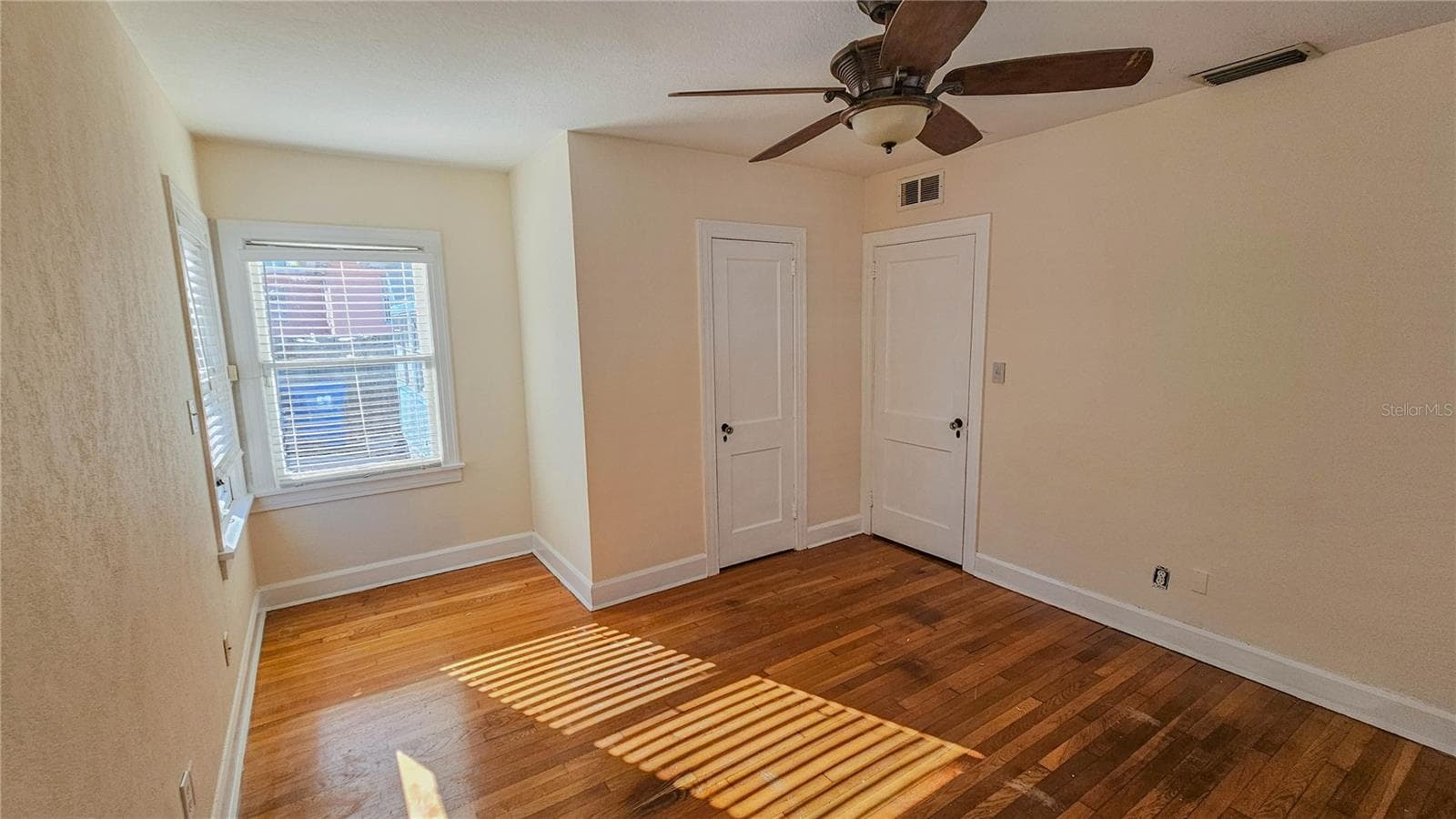 Single Family Residence at 860 16TH AVE S, ST PETERSBURG, photo 26 of 51