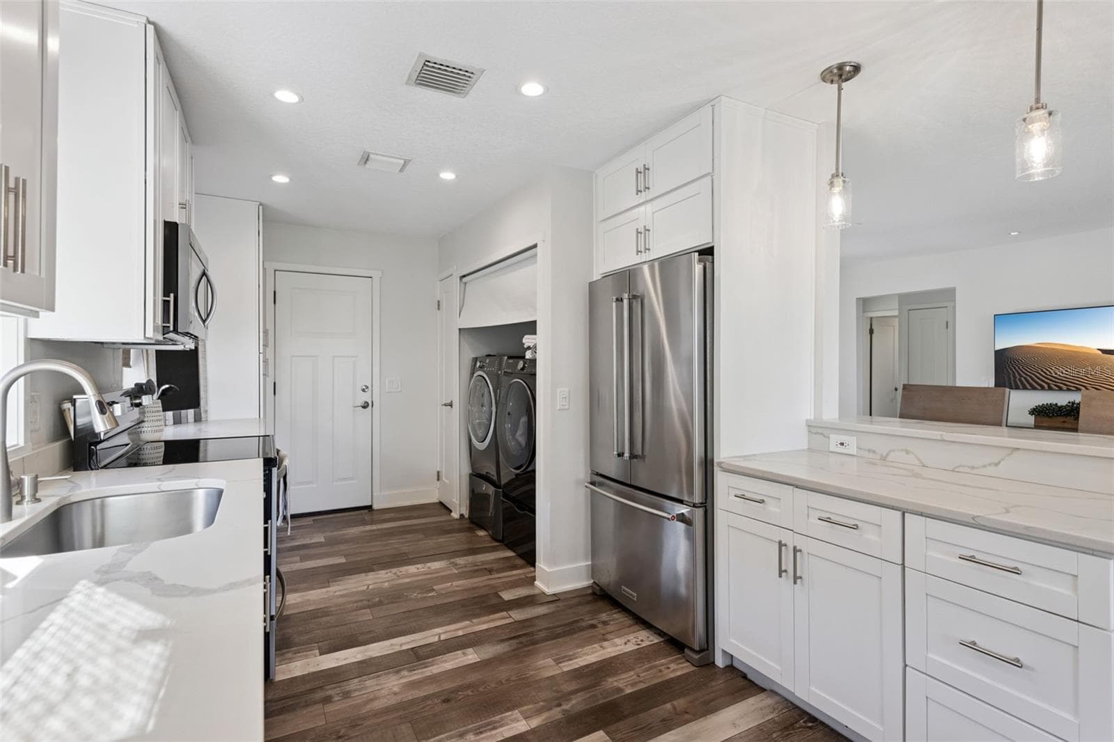 Single Family Residence at 560 OLOLU DR, WINTER PARK, photo 17 of 36