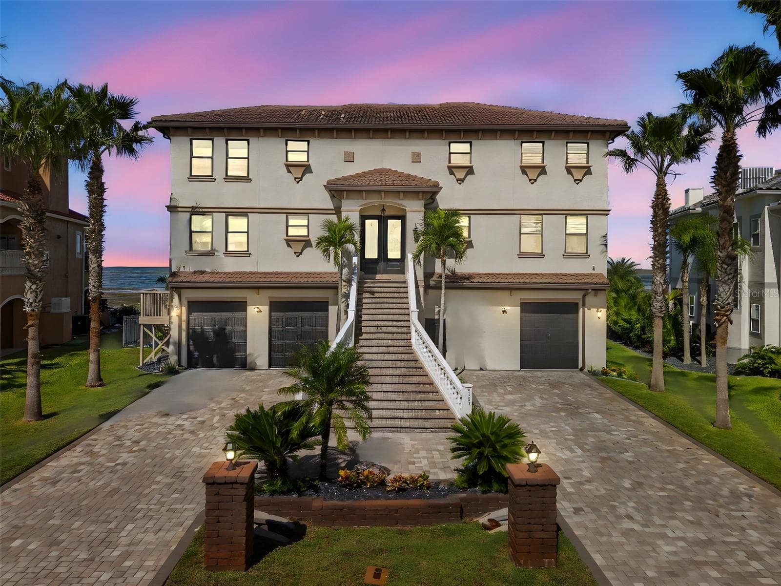 4387 HARBORPOINTE DR