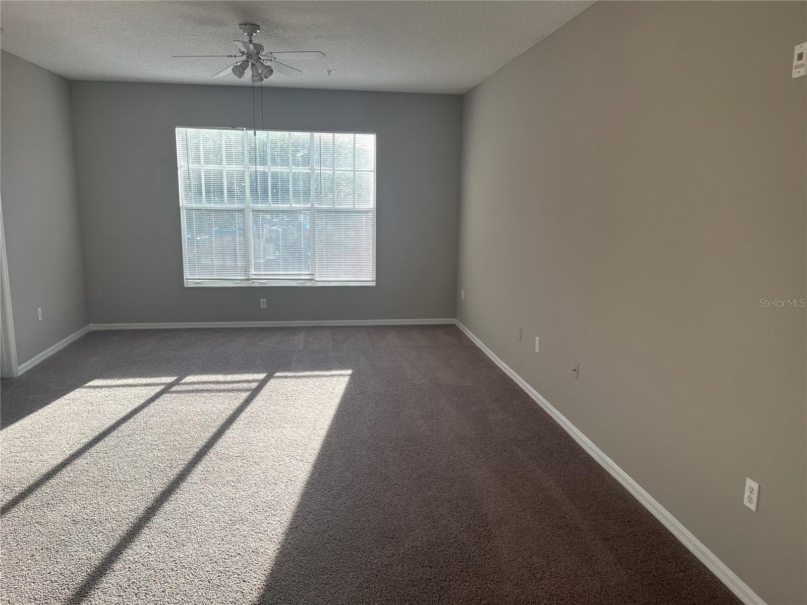 Great room area - 5572 METROWEST BLVD #209, ORLANDO