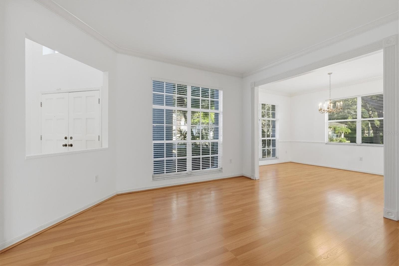 Living room - 2328 WARWICK DR, OLDSMAR