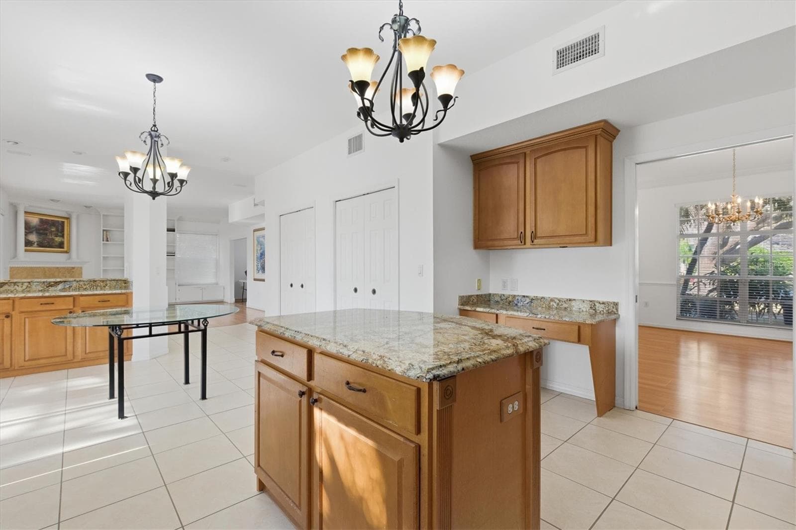 Single Family Residence at 2328 WARWICK DR, OLDSMAR, photo 19 of 70