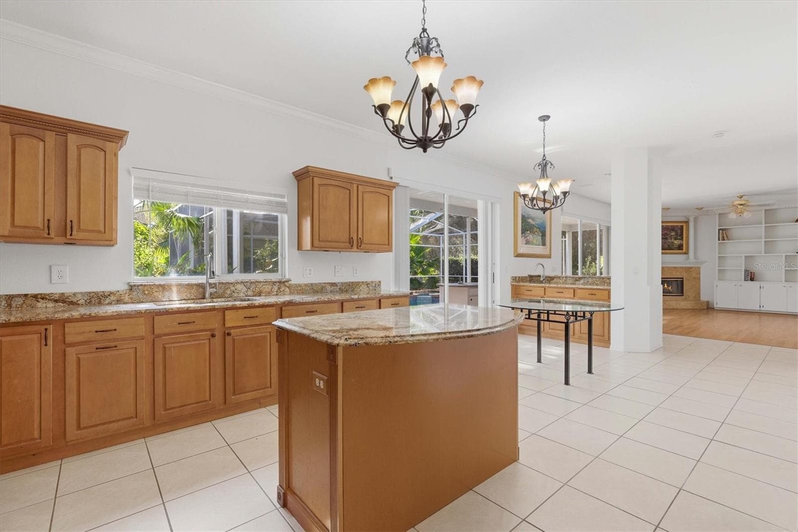 Single Family Residence at 2328 WARWICK DR, OLDSMAR, photo 22 of 70
