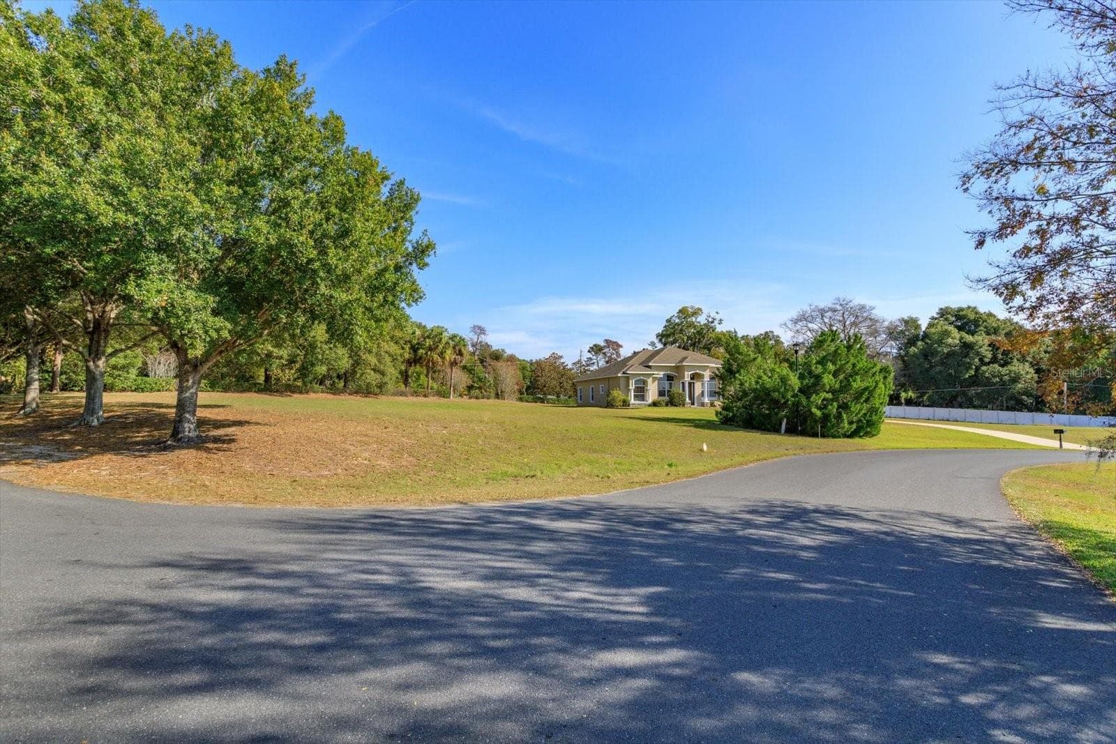 1001 MYRTLE BREEZES CT