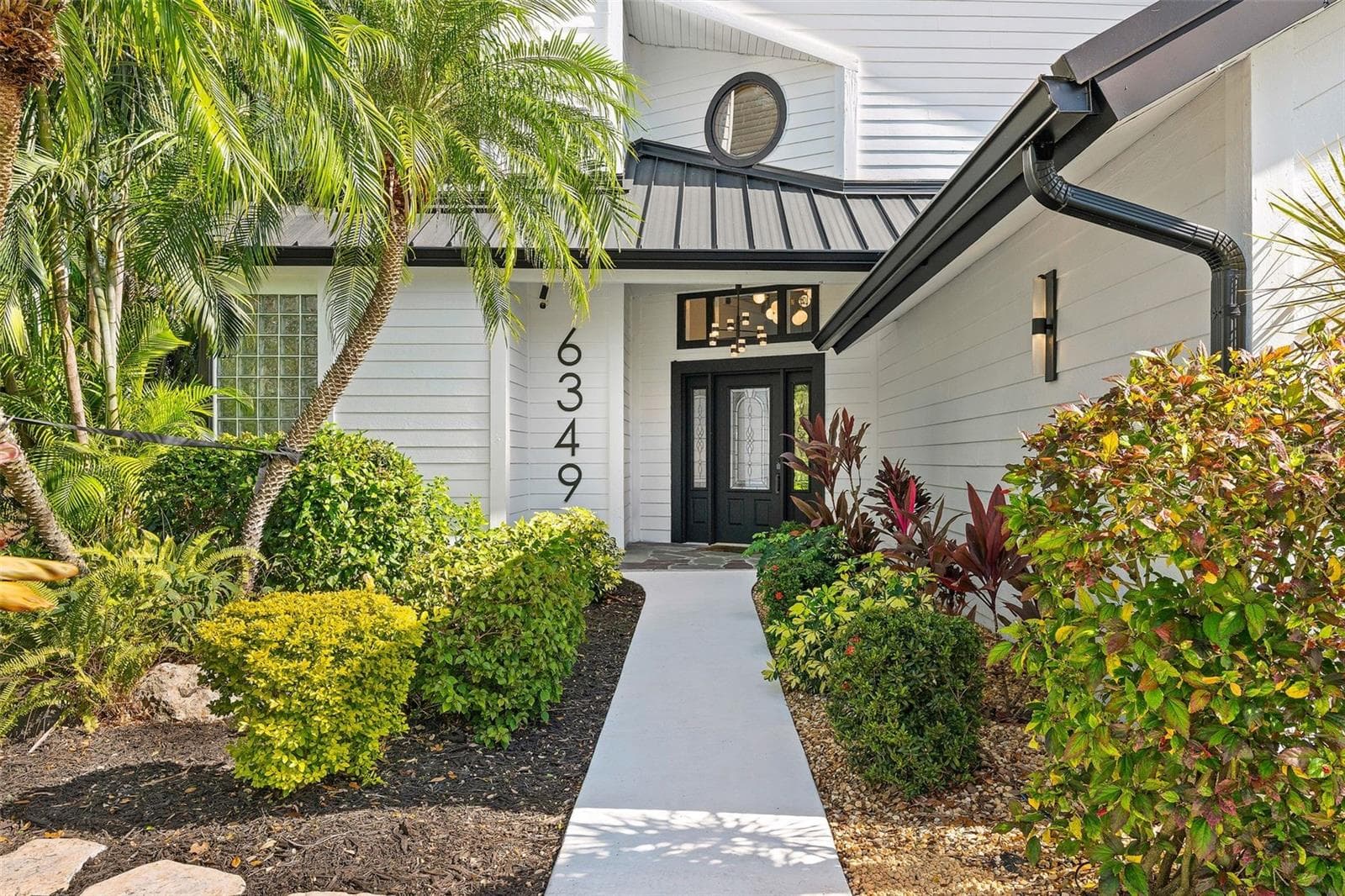 Single Family Residence at 6349 RAVENWOOD WAY, SARASOTA, photo 4 of 69