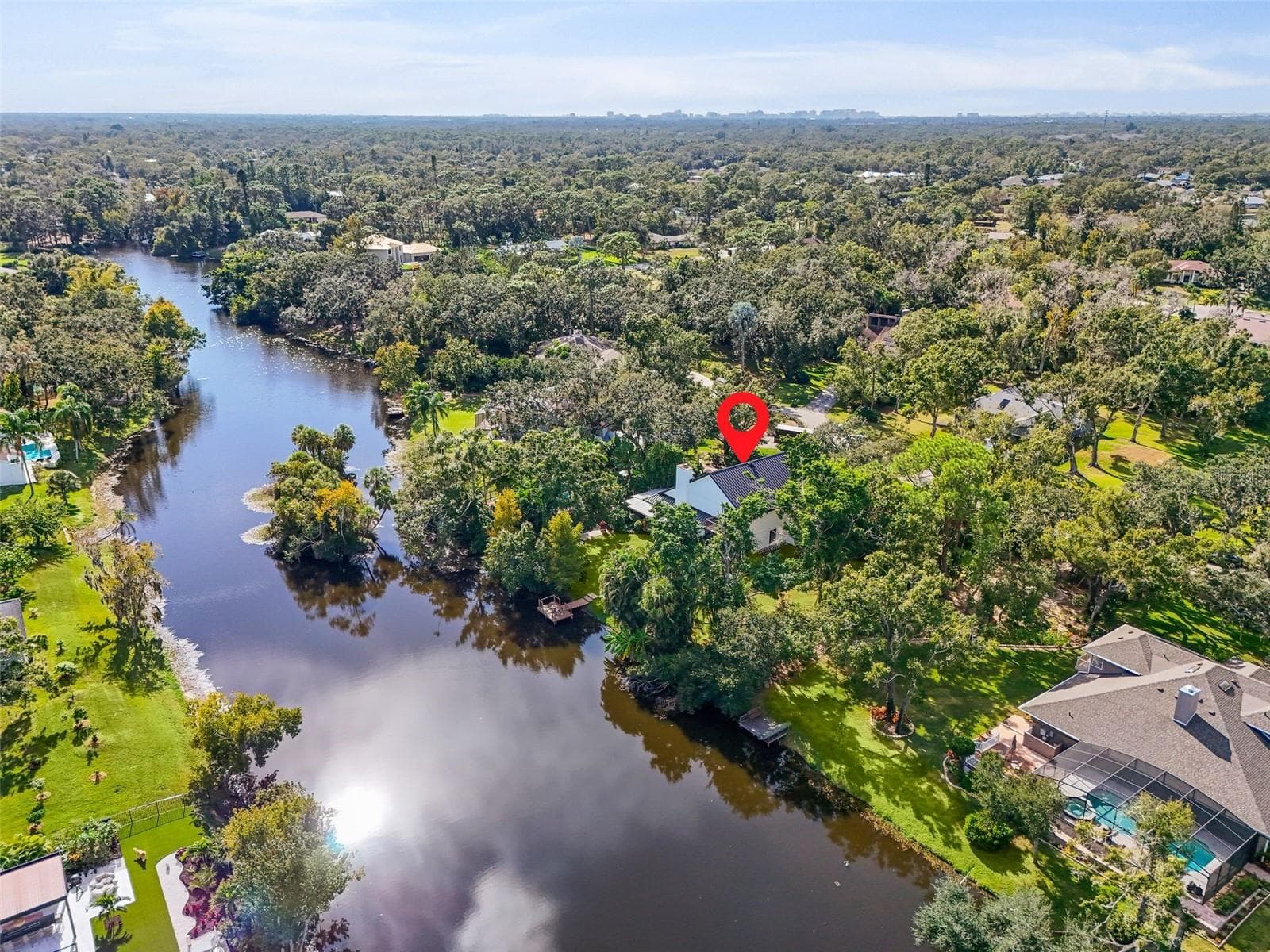 so convenient to everything in town, yet tucked away - 6349 RAVENWOOD WAY, SARASOTA