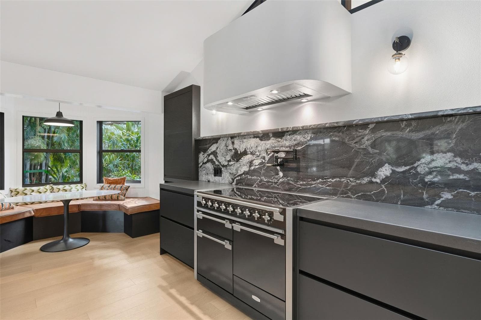 true craftmanship-Clean, seamless aesthetic - 6349 RAVENWOOD WAY, SARASOTA