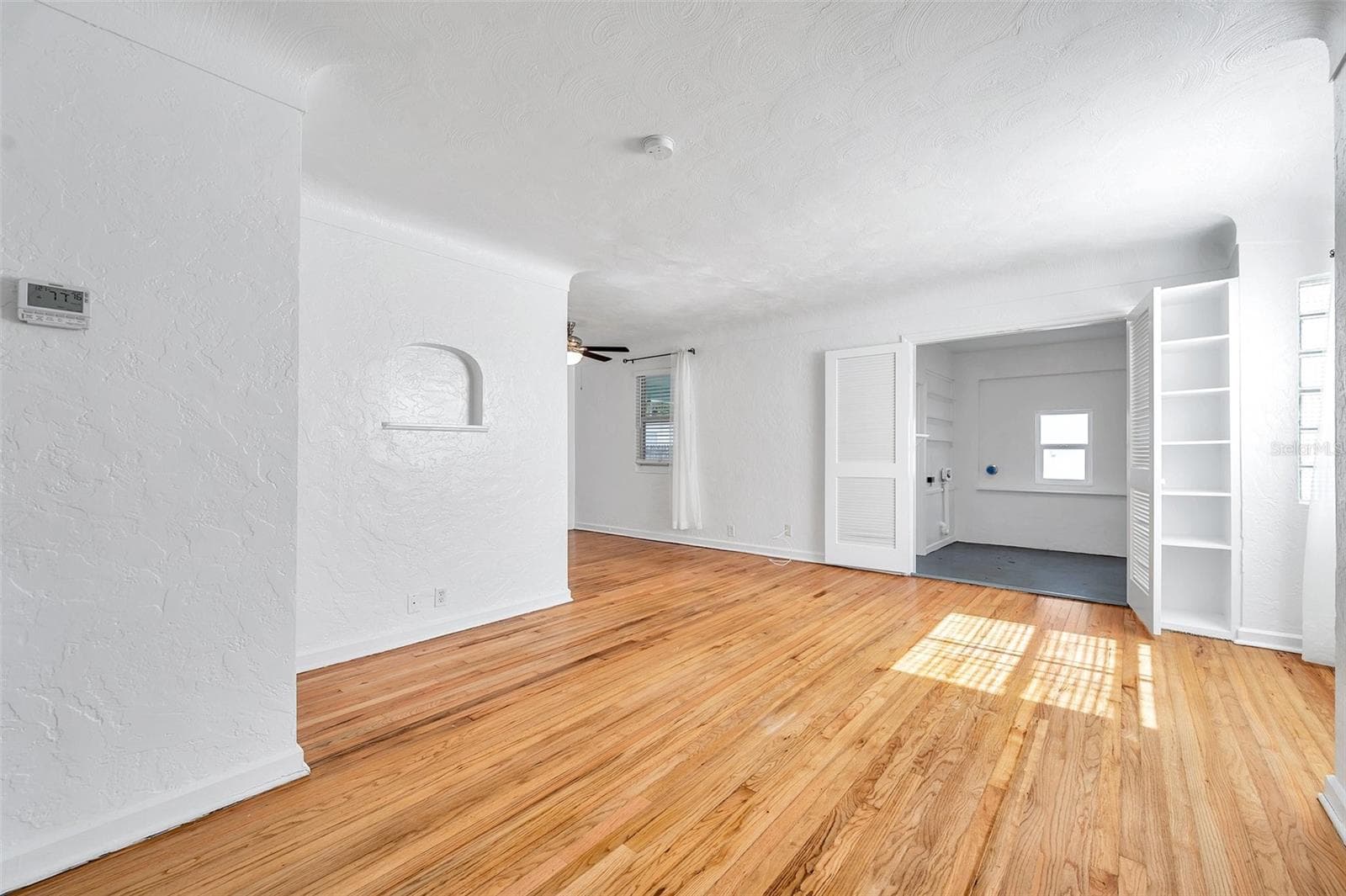 2169 living - 2169 & 2179 22ND AVE N, ST PETERSBURG