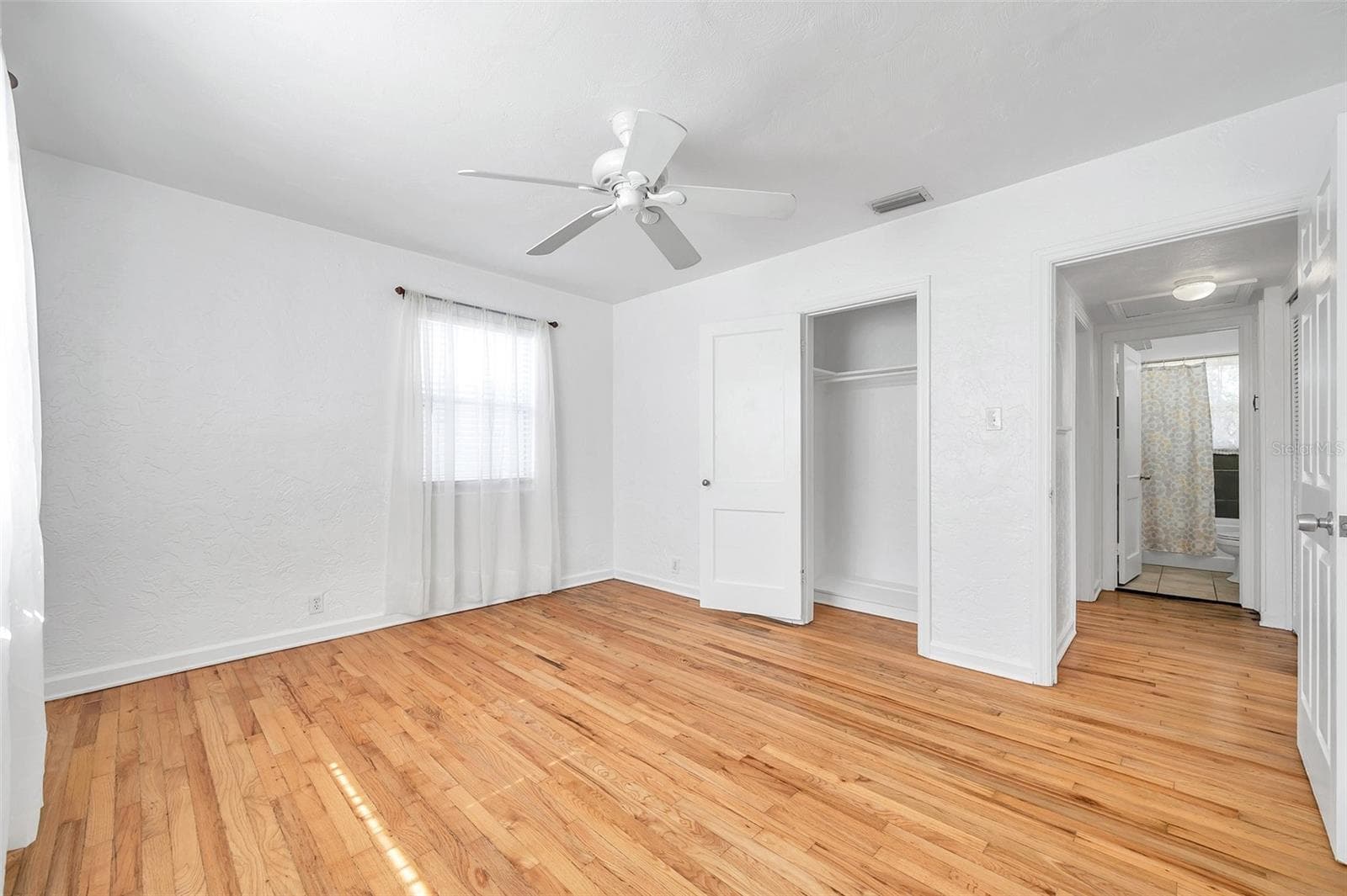 2169 bedroom - 2169 & 2179 22ND AVE N, ST PETERSBURG
