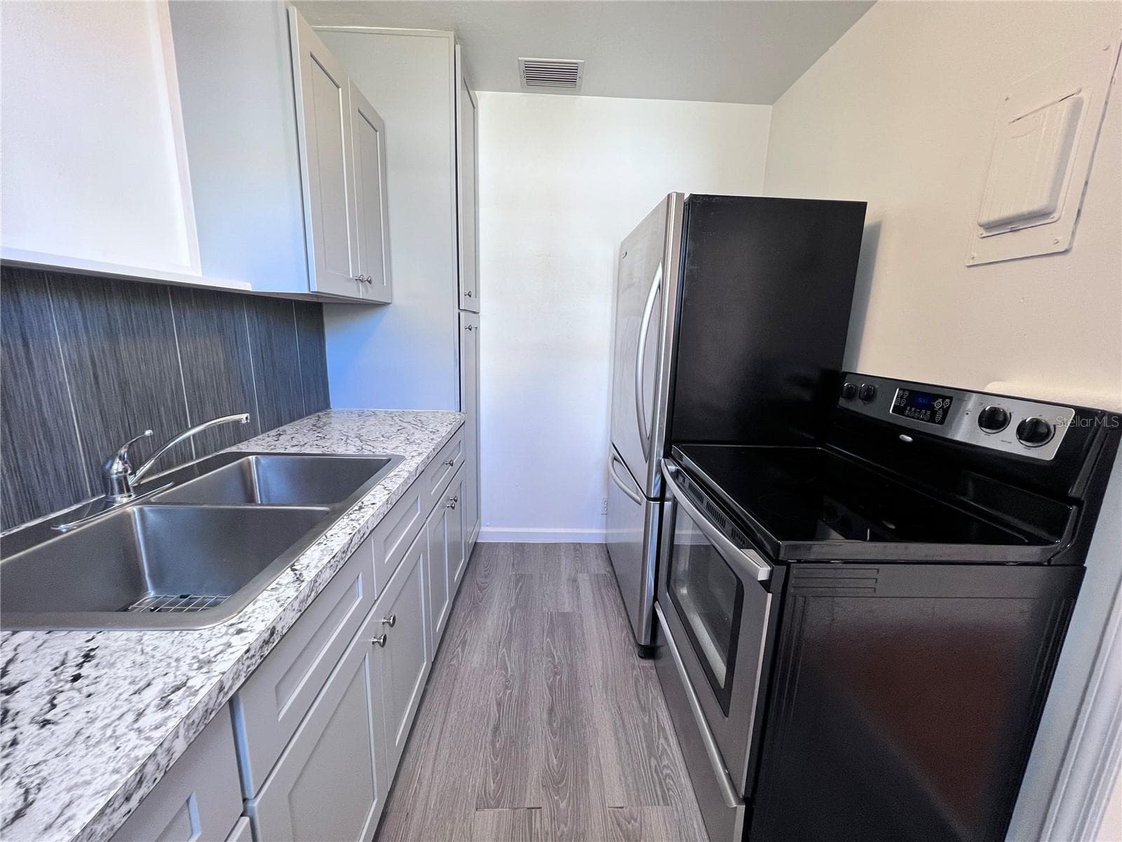 2179 kitchen - 2169 & 2179 22ND AVE N, ST PETERSBURG