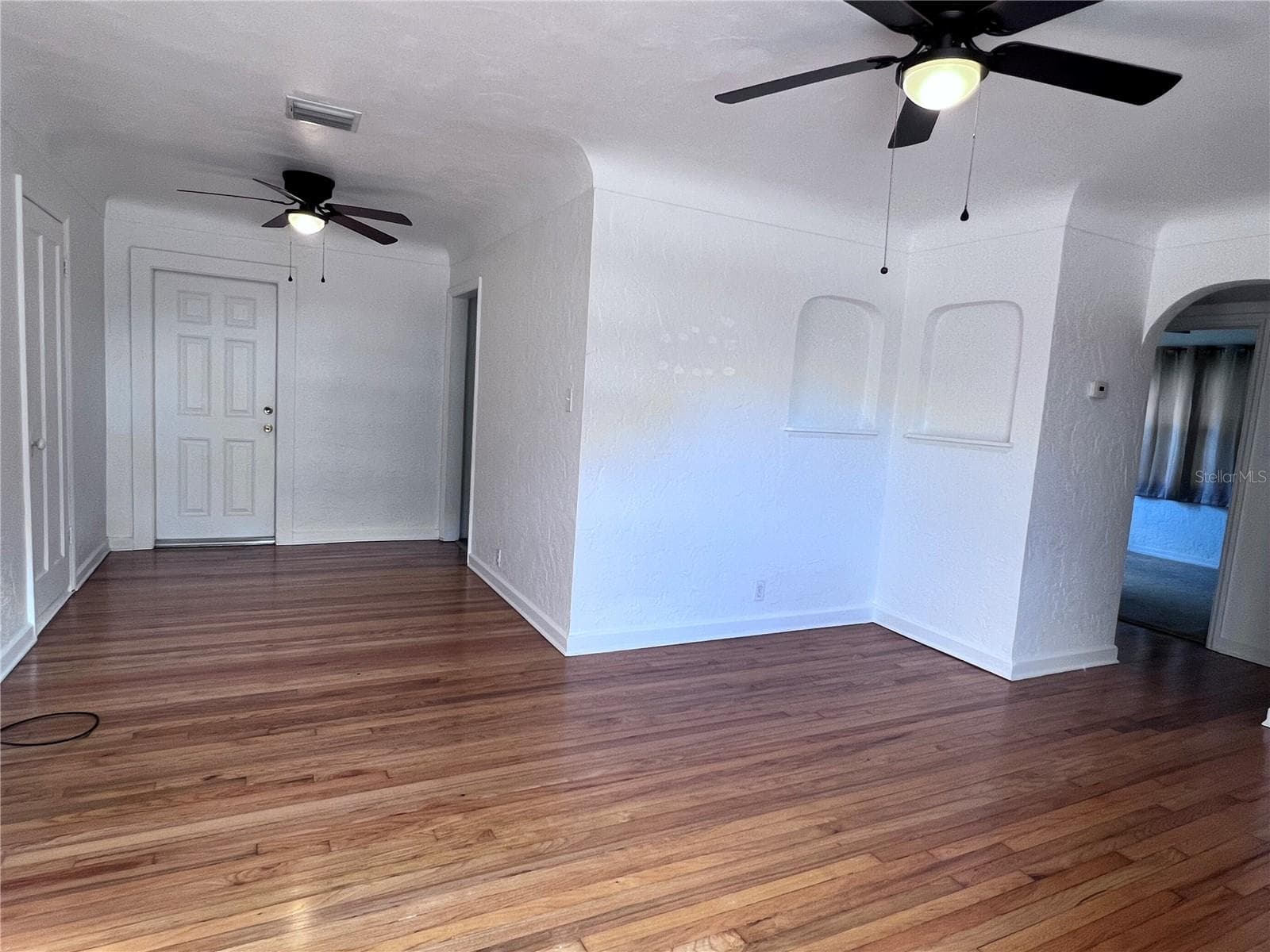 2179 living - 2169 & 2179 22ND AVE N, ST PETERSBURG