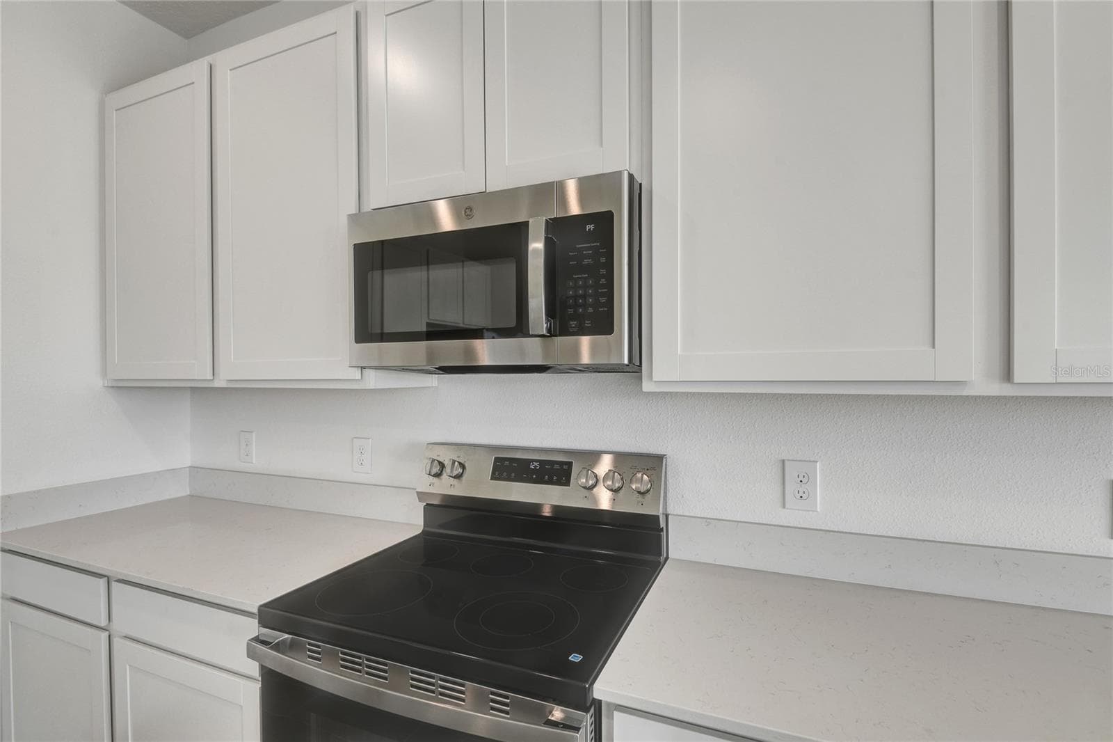 Single Family Residence at 6170 DAPHNE ST, LAKE HAMILTON, photo 5 of 26