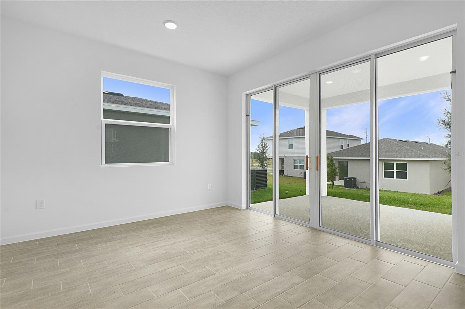 Single Family Residence at 6174 DAPHNE ST, LAKE HAMILTON, photo 6 of 25