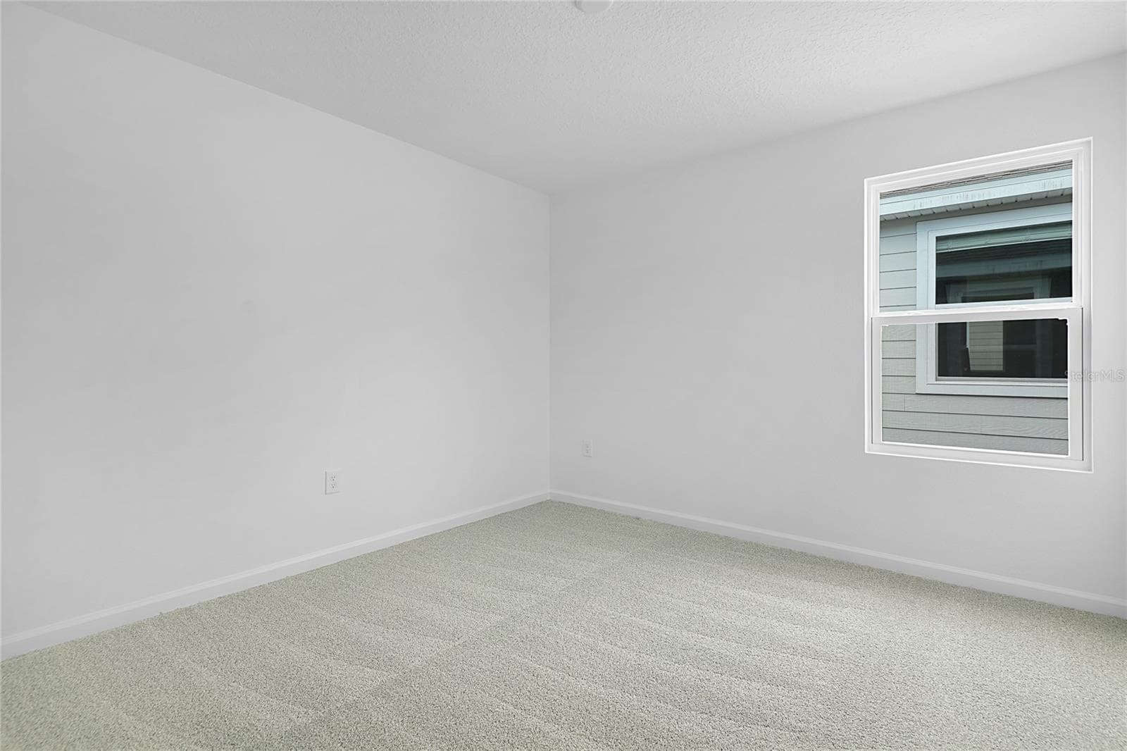 Single Family Residence at 6174 DAPHNE ST, LAKE HAMILTON, photo 14 of 25