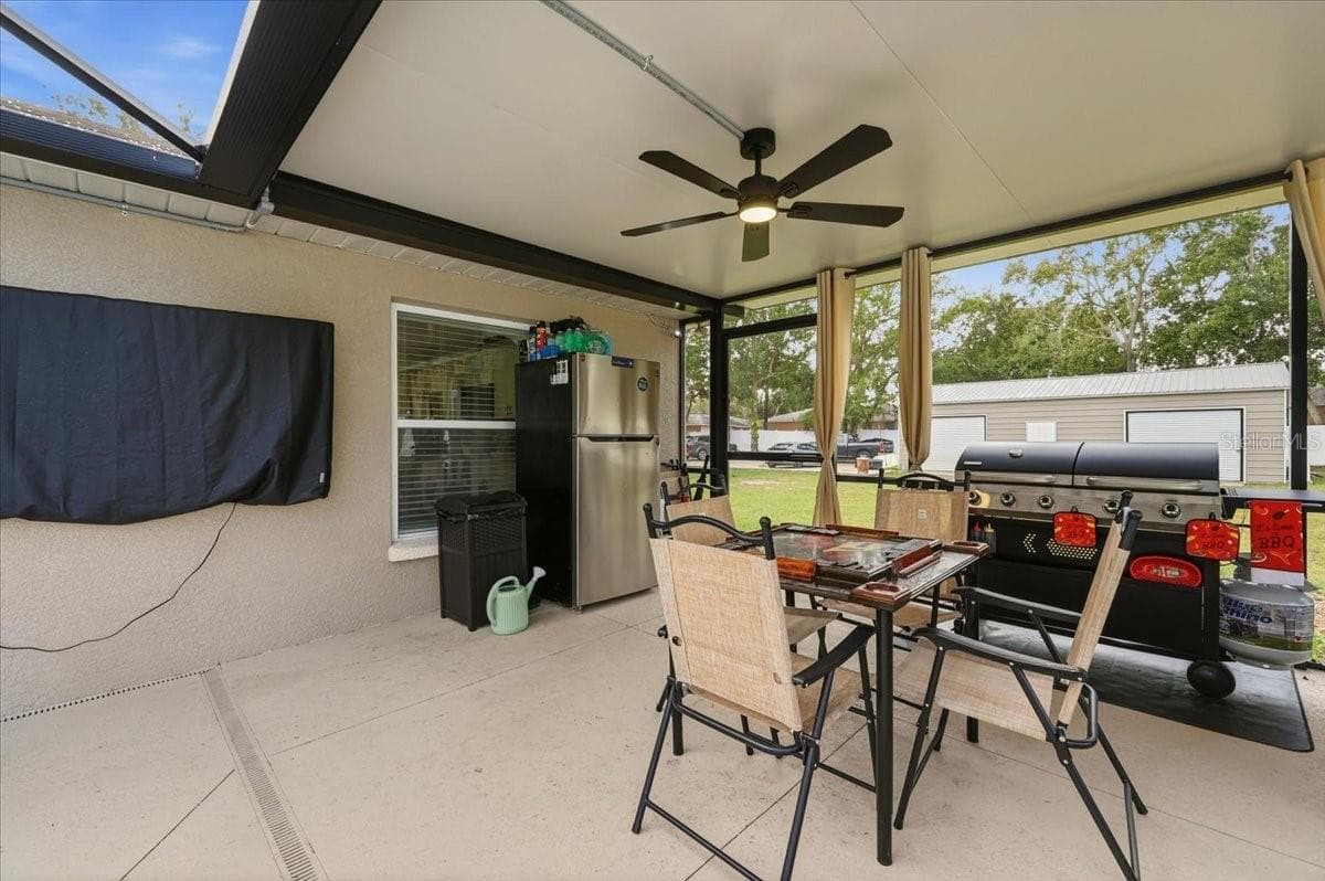 Single Family Residence at 31 MORGAN ST, AUBURNDALE, photo 42 of 55