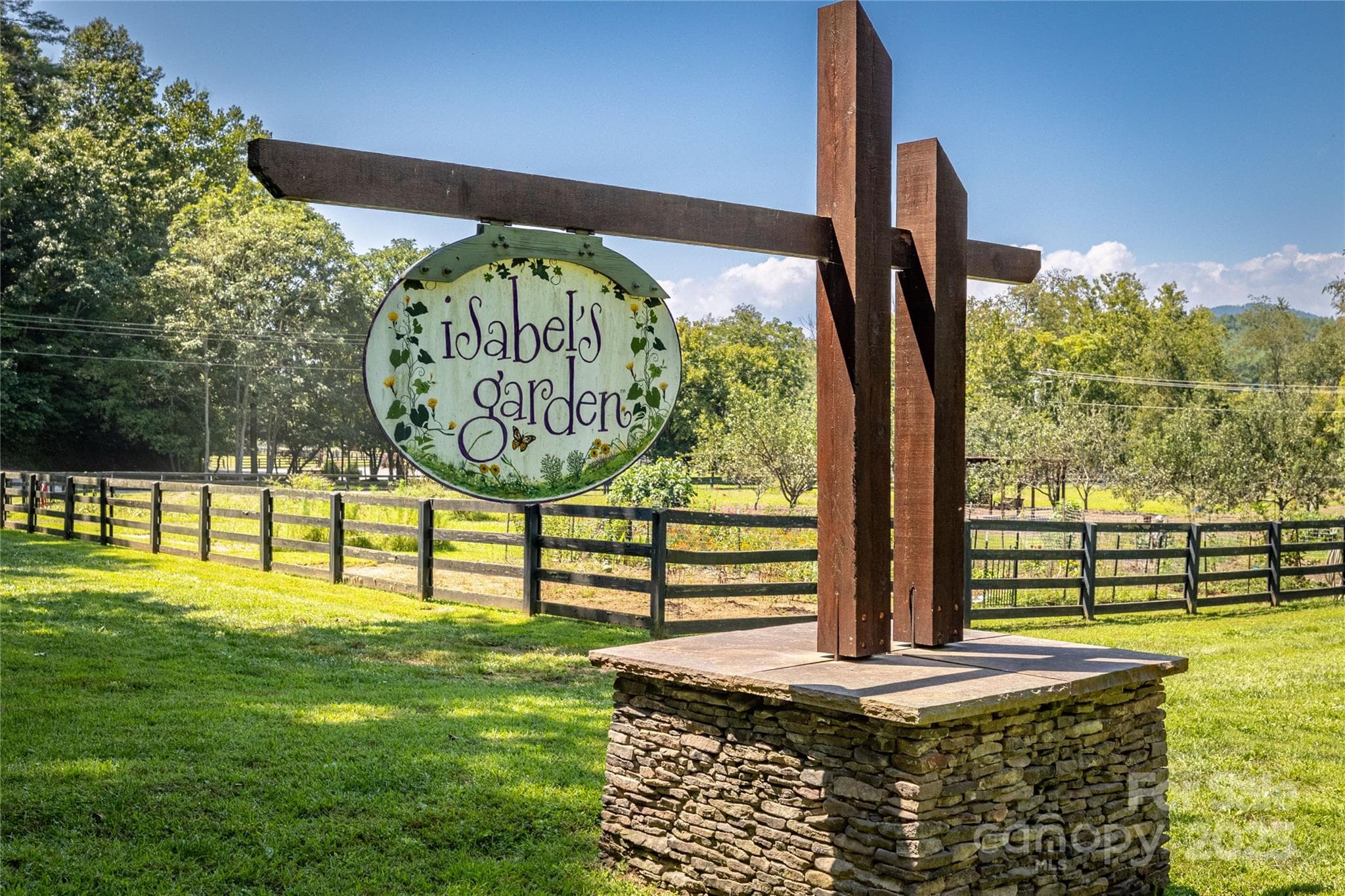 Lot at Lenoir, photo 20 of 31