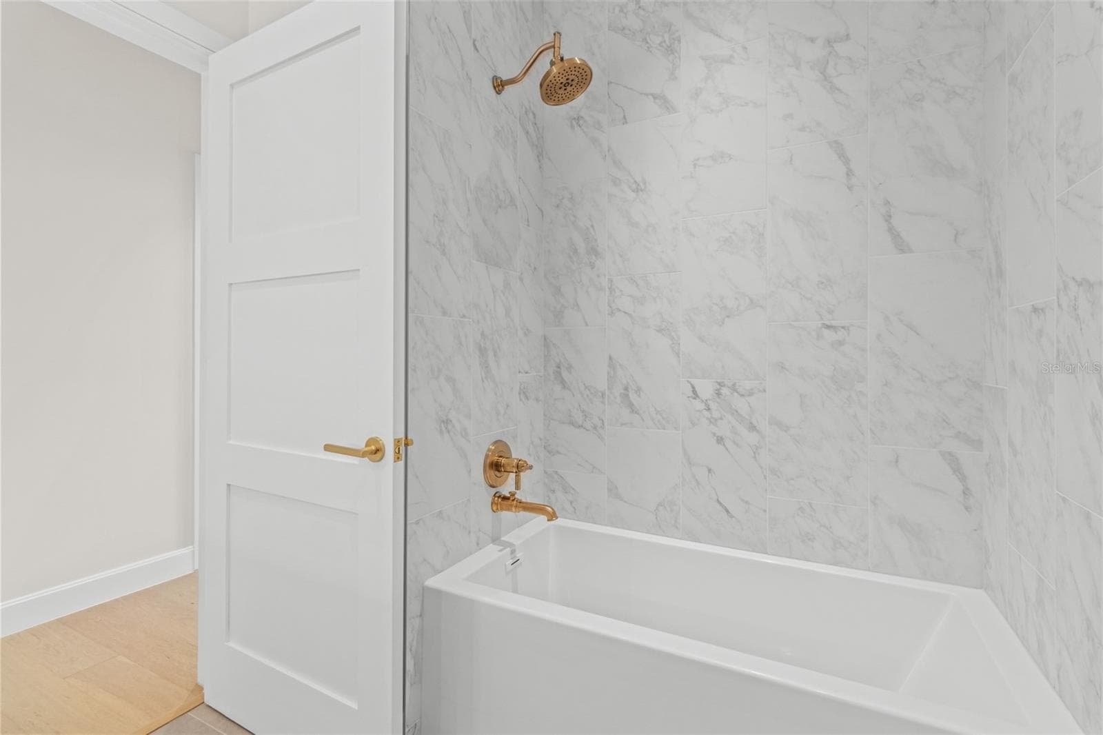 Guest Bath #2 - 126 4TH AVE NE #601, ST PETERSBURG