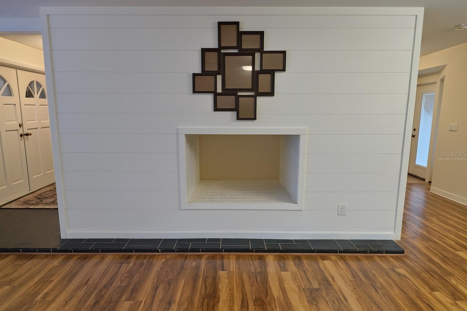 Faux Fireplace - 34041 HIGHLAND RD, LEESBURG