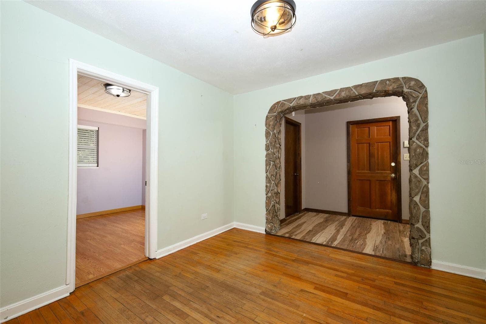 Single Family Residence at 921 ELDRIDGE ST, ORLANDO, photo 11 of 30