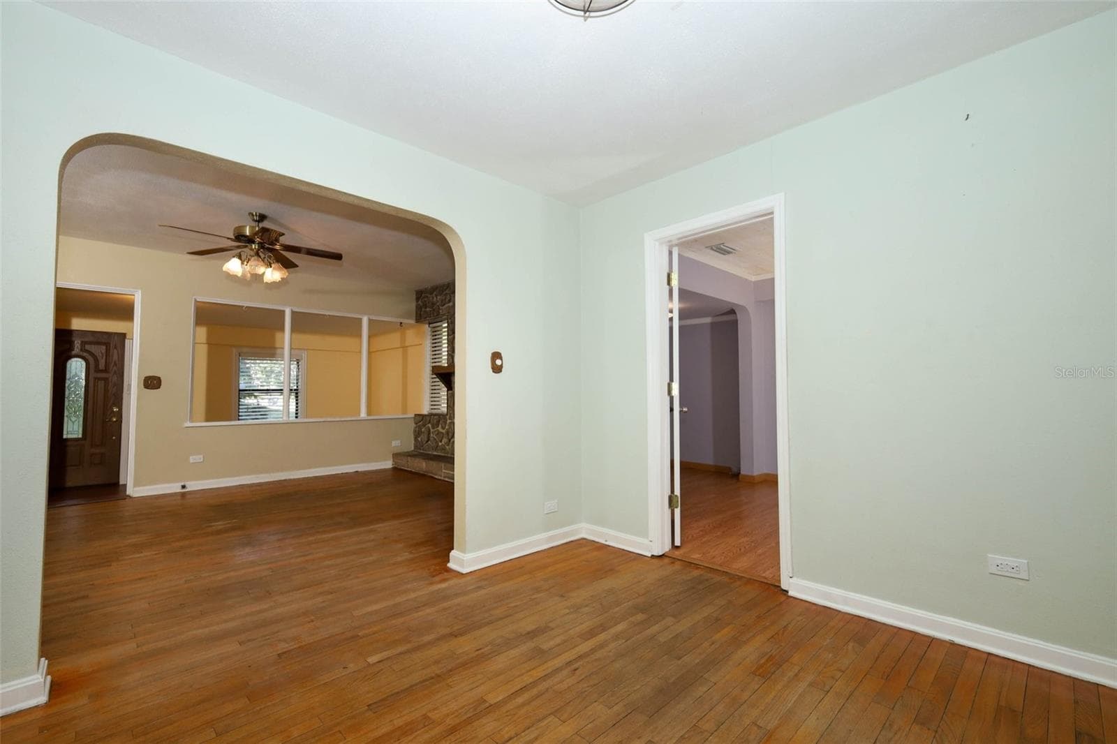 Single Family Residence at 921 ELDRIDGE ST, ORLANDO, photo 13 of 30