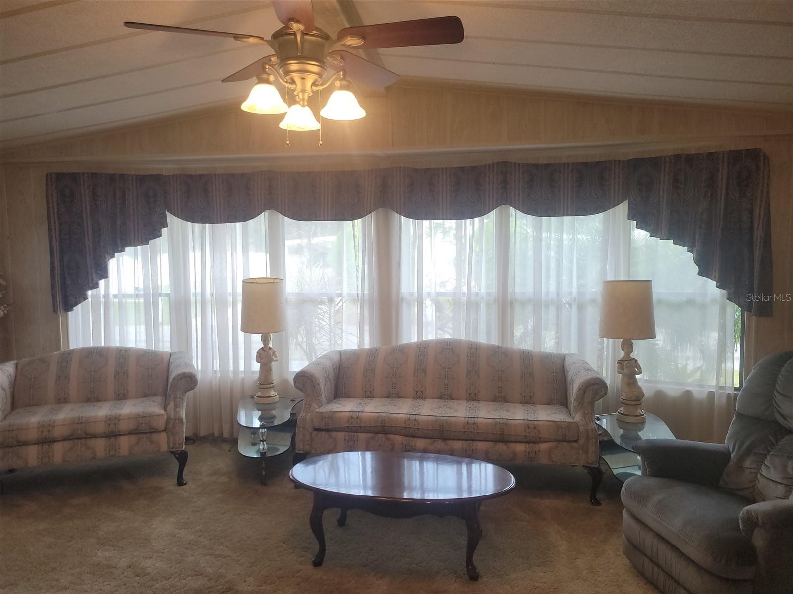 Livingroom - 3027 GALAXY LN, LAKELAND