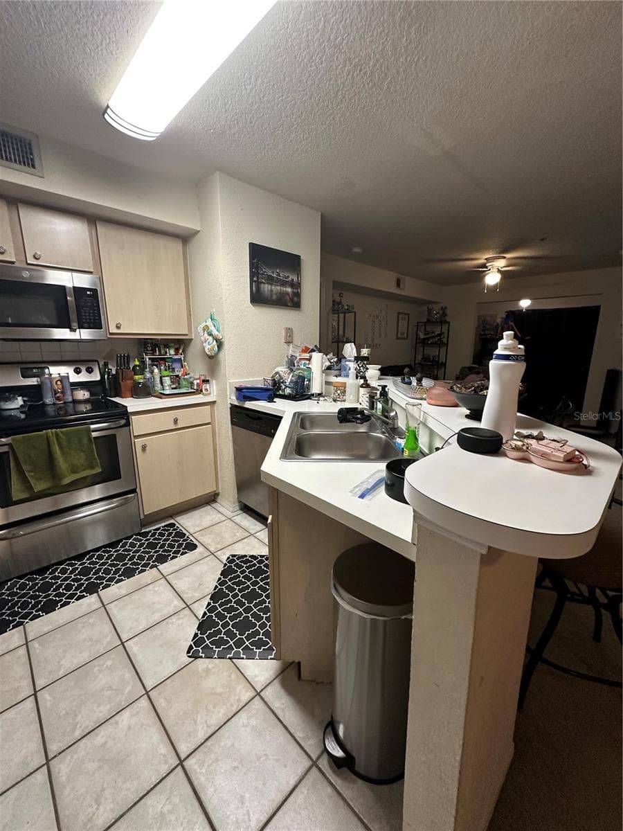 Condominium at 822 CAMARGO WAY #105, ALTAMONTE SPRINGS, photo 8 of 38
